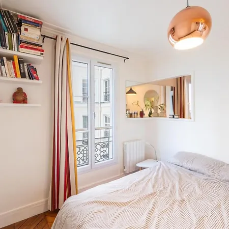 Appartement Bright & Stylish 1bd Flatfolies Bergerehaussmann Parijs