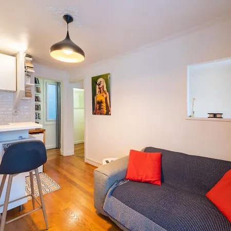 Bright & Stylish 1bd Flatfolies Bergerehaussmann